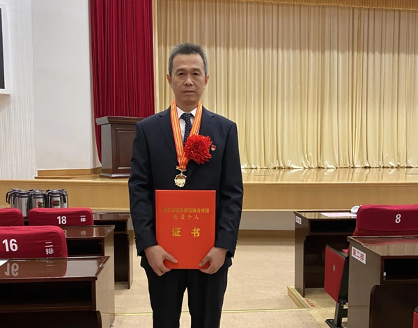 01211412jw4m.jpg 01211412jw4m.jpg